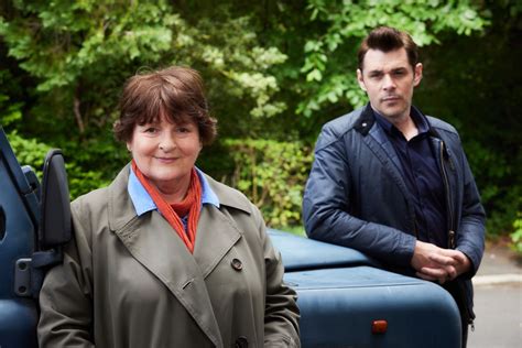 vera&john mobil|vera tv series season 12.